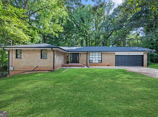 2327 Sterling Ridge Rd, Decatur, GA 30032