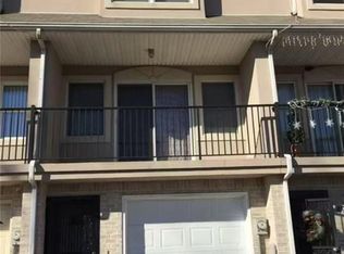 51 Crestwater Ct, Staten Island, NY 10305