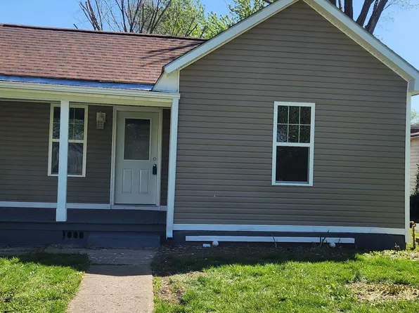 1216 E 4th St, Sedalia, MO 65301