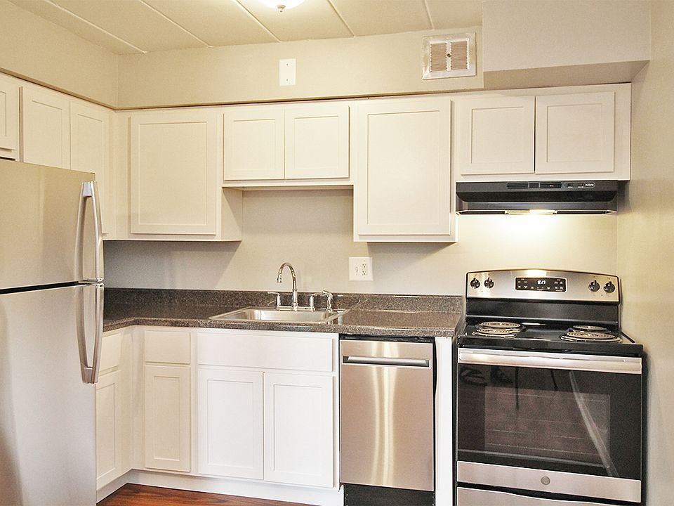 2 Bedrooms