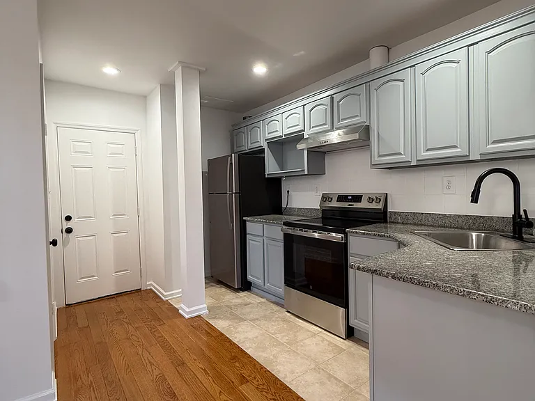 45-49 162nd St #1F — Photo 3