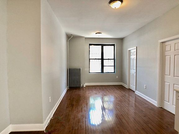 3rd image of 36 Marble Hill Ave APT 1F