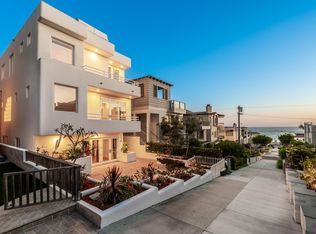 228 8th St, Manhattan Beach, CA 90266