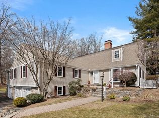 172 Stoner Dr, West Hartford, CT 06107