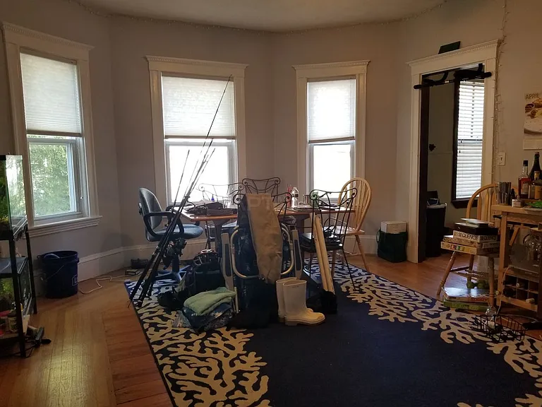 27 Warner St #1 — Photo 23