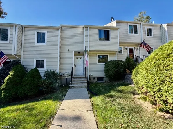 15 Shady Ln, Hardyston Twp., NJ 07419