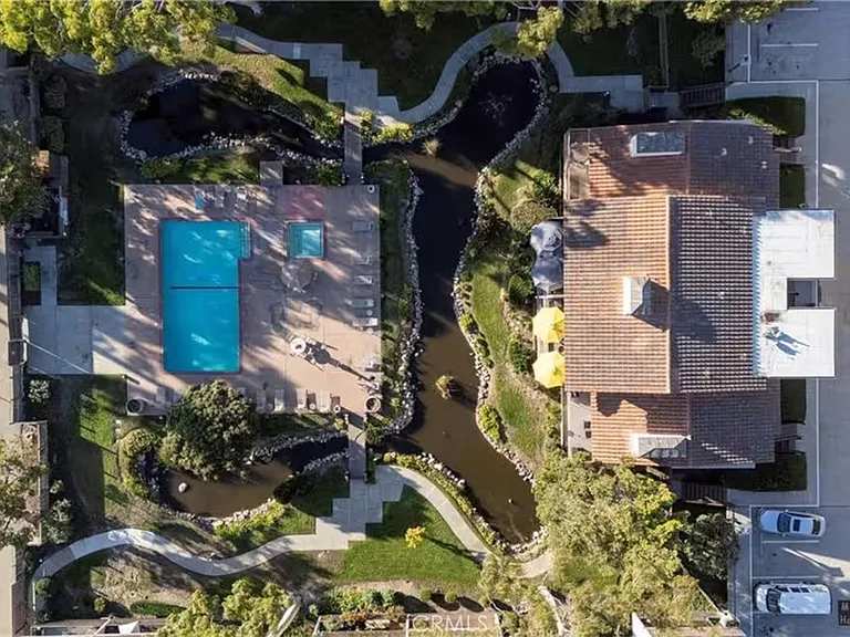 5327 Marina Pacifica Dr #KEY19 — Photo 52