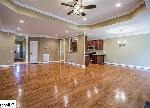 3rd image of 217 Redspire Dr