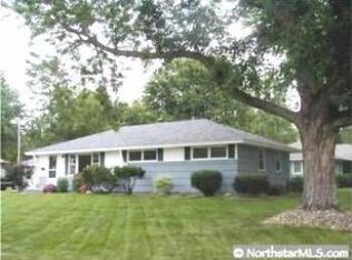 113 104th St W, Bloomington, MN 55420