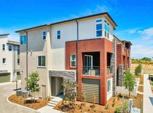 275 Lynx, Irvine, CA 92618