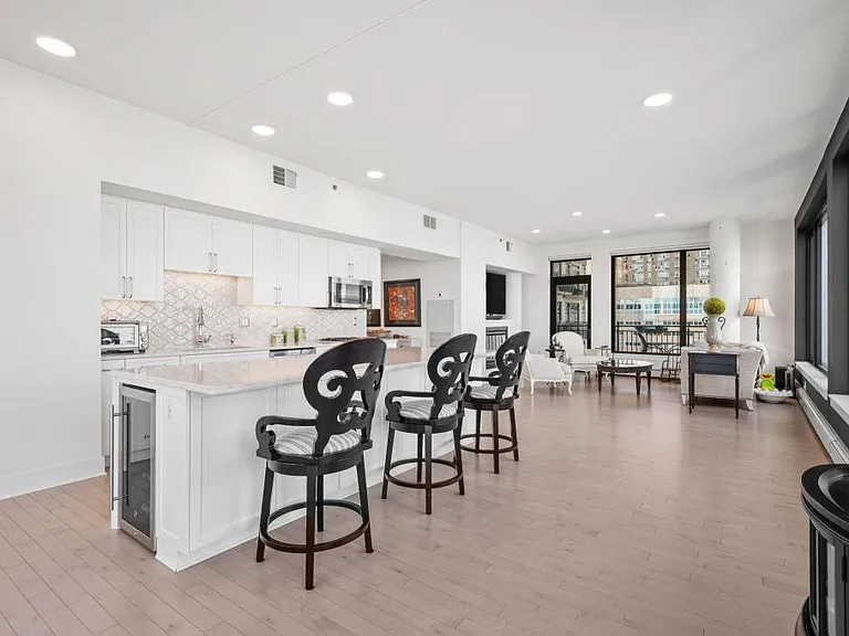 740 Portland Ave #1201 — Photo 8