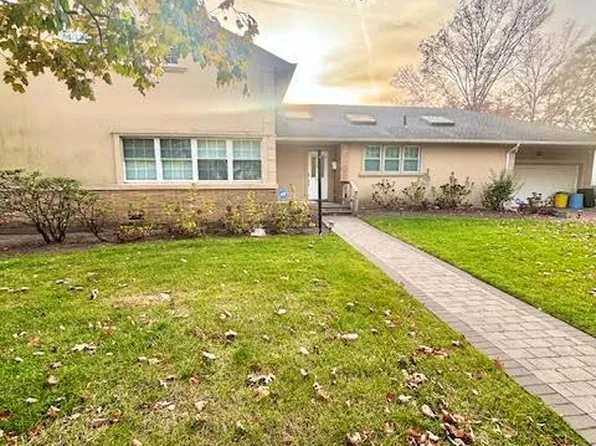 573 Fairway Drive, Woodmere, NY 11598