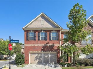 106 Wellington Trce, Sandy Springs, GA 30328