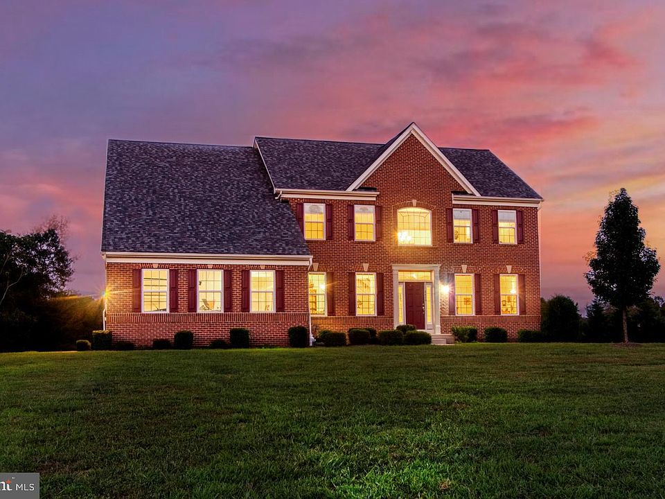 1st image of 6820 Barlowe Ct