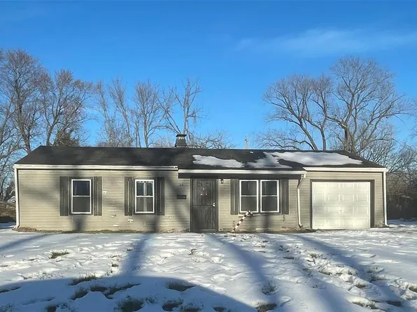 34 Westwood Dr, Cahokia, IL 62206