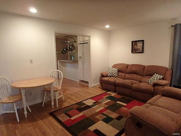2nd image of 3151 Ronald Dr