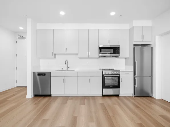 Dunsmuir Row, 1233 S Dunsmuir Ave, Los Angeles, CA 90019