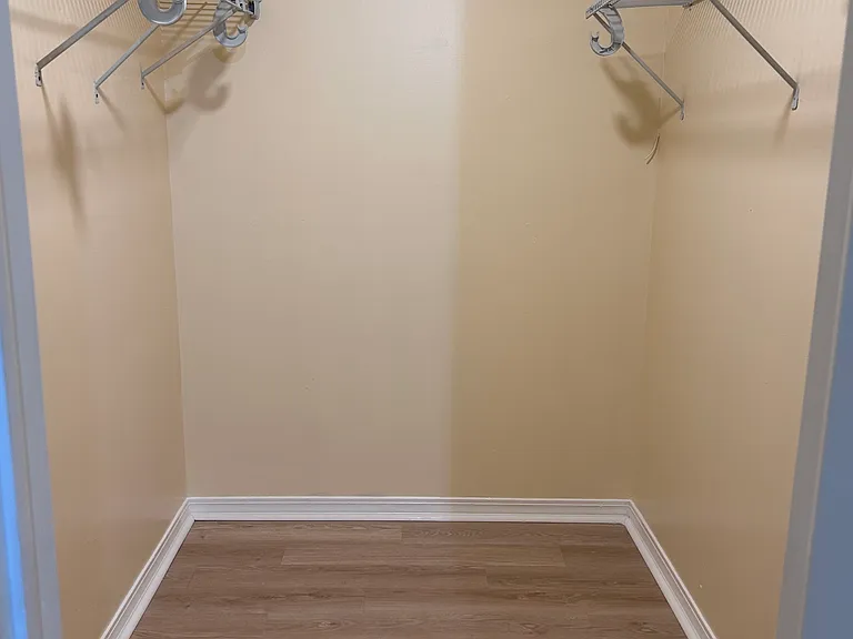 5805 Liska Dr — Photo 20