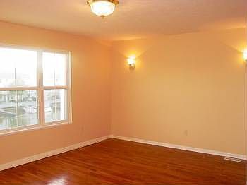 3rd image of 371 California Ave