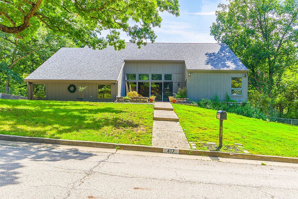 417 Brookwood Ct - Property Image