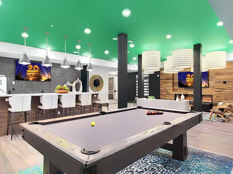 The Vue at Creve Coeur Apartments — Photo 22