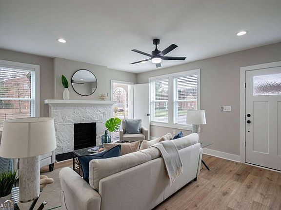 3rd image of 1283 Beecher St SW