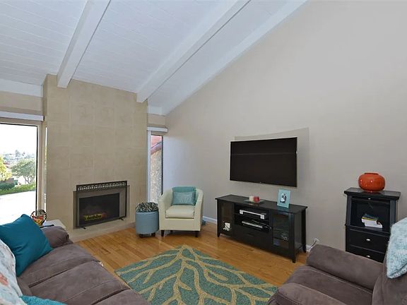 3rd image of 1927 Estrella De Mar Ct Unit B