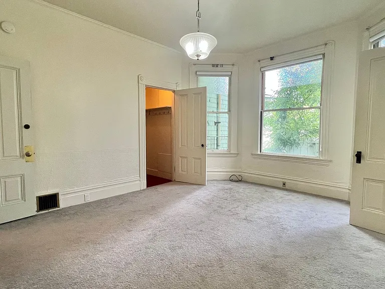 placement-1423Central — Photo 7
