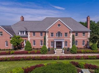 404 Heights Dr, Gibsonia, PA 15044