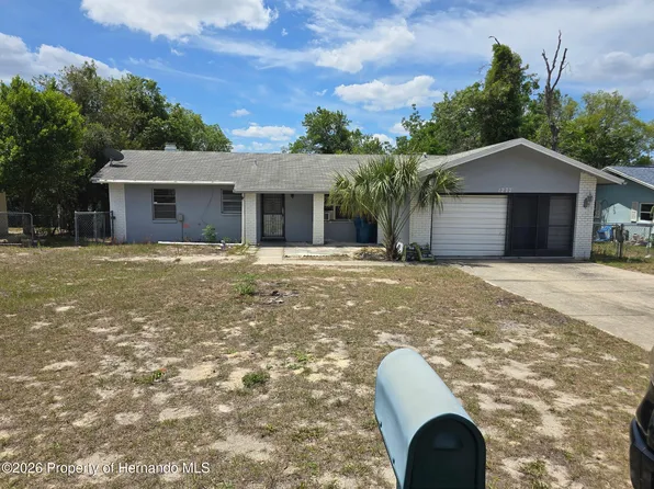 1277 Piper Rd, Spring Hill, FL 34606