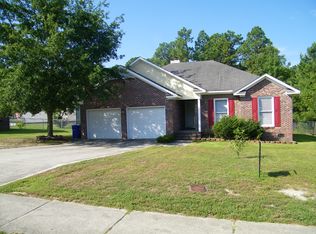 607 Duncan Rd, Spring Lake, NC 28390