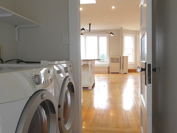 3rd image of 2718 McAllister St