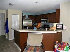 3rd image of 10929 Kensington Park Ave