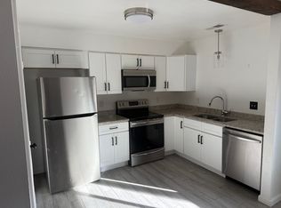 323 Geraldine Rd SE APT B, Rio Rancho, NM 87124