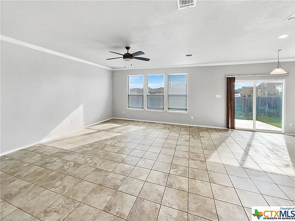3rd image of 1131 Sagebrush Dr