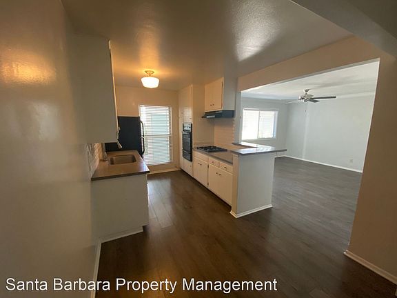 4th image of 48 Broadmoor Plz APT 6