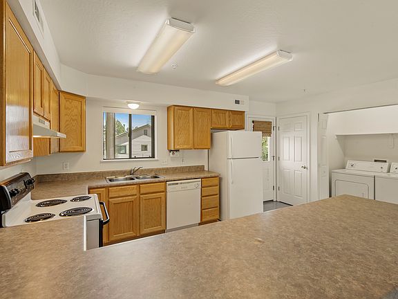 Kitchen with washer/dryer closet