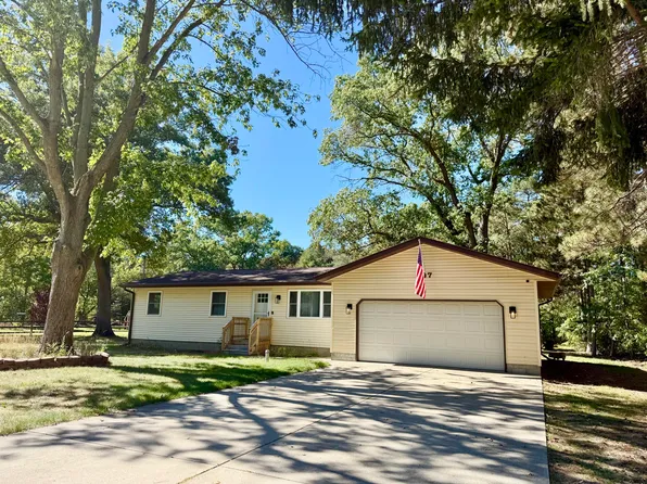 897 Van Eyck St, Muskegon, MI 49442