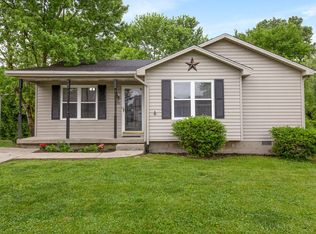 535 Barlow Dr, Winchester, KY 40391