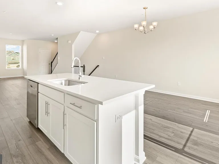 450 Herringbone Way — Photo 15