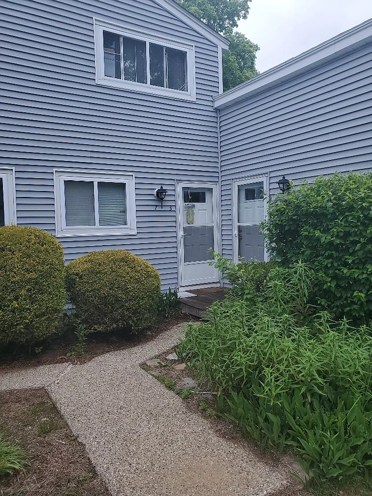 2 bed, 816 sqft, $1,600 — Photo 2