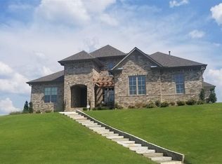 868 Stonecrest Ct E, Vestavia Hills, AL 35242