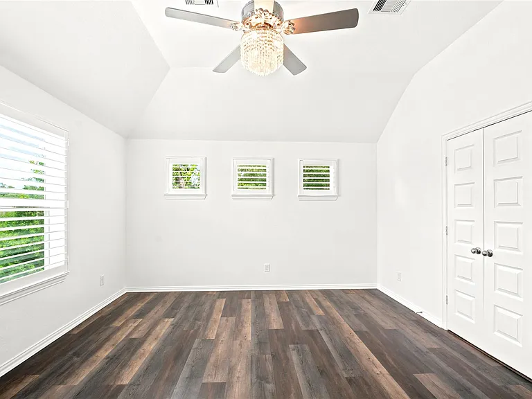 1202 Vilamoura Ct — Photo 42