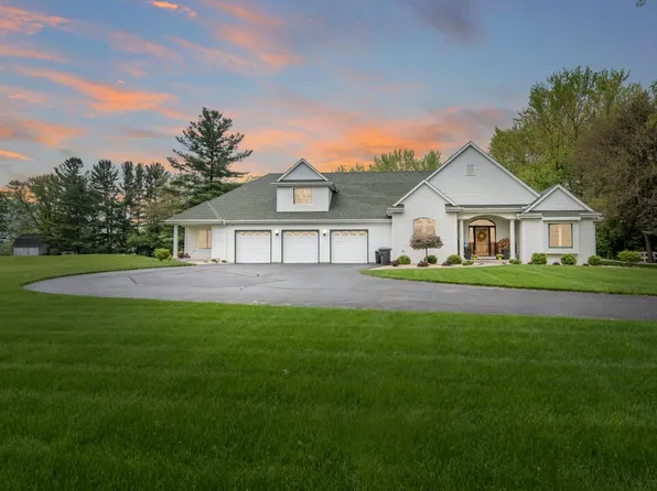 S30W30206 Sunset DRIVE, Waukesha, WI 53189