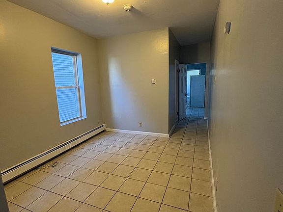 4th image of 130-132 N 3rd St #2