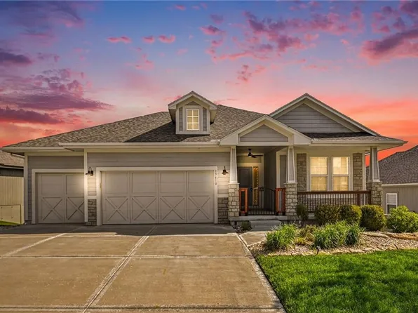 19610 W 115th Ct, Olathe, KS 66061