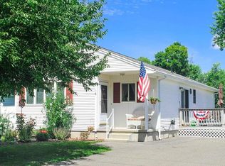 16 Bernard St, Chicopee, MA 01013