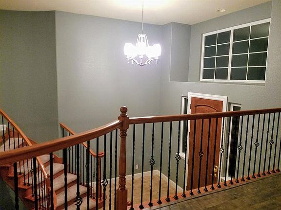 5th image of 116 Carradale Ct