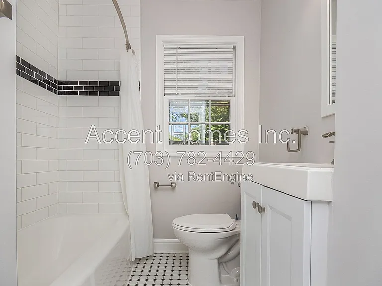 813 31st St S — Photo 30