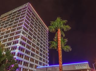 1010 E Desert Inn Rd #305, Las Vegas, NV 89109